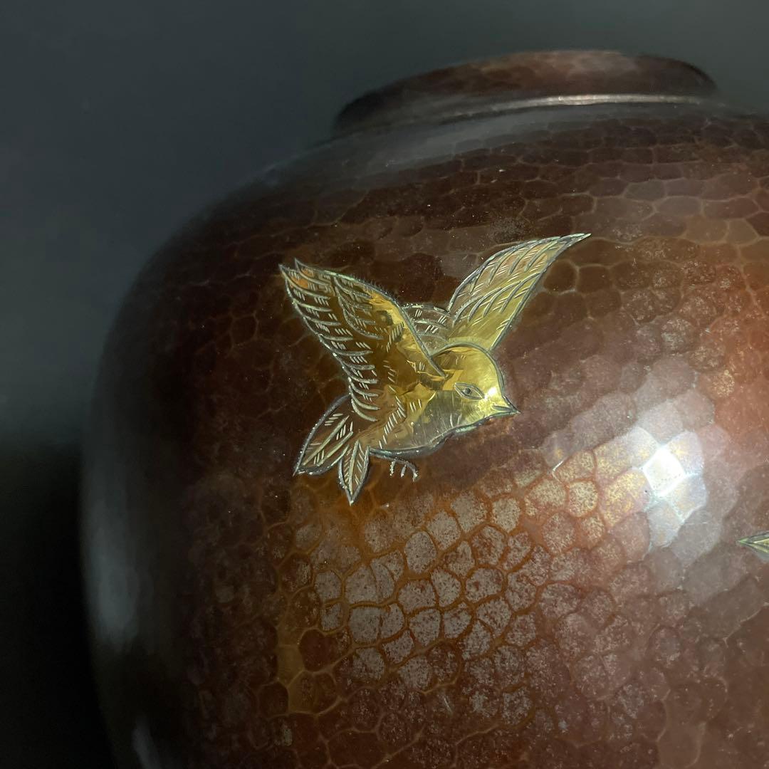 時代物　銅虫花瓶　打ち出し花瓶　在名あり