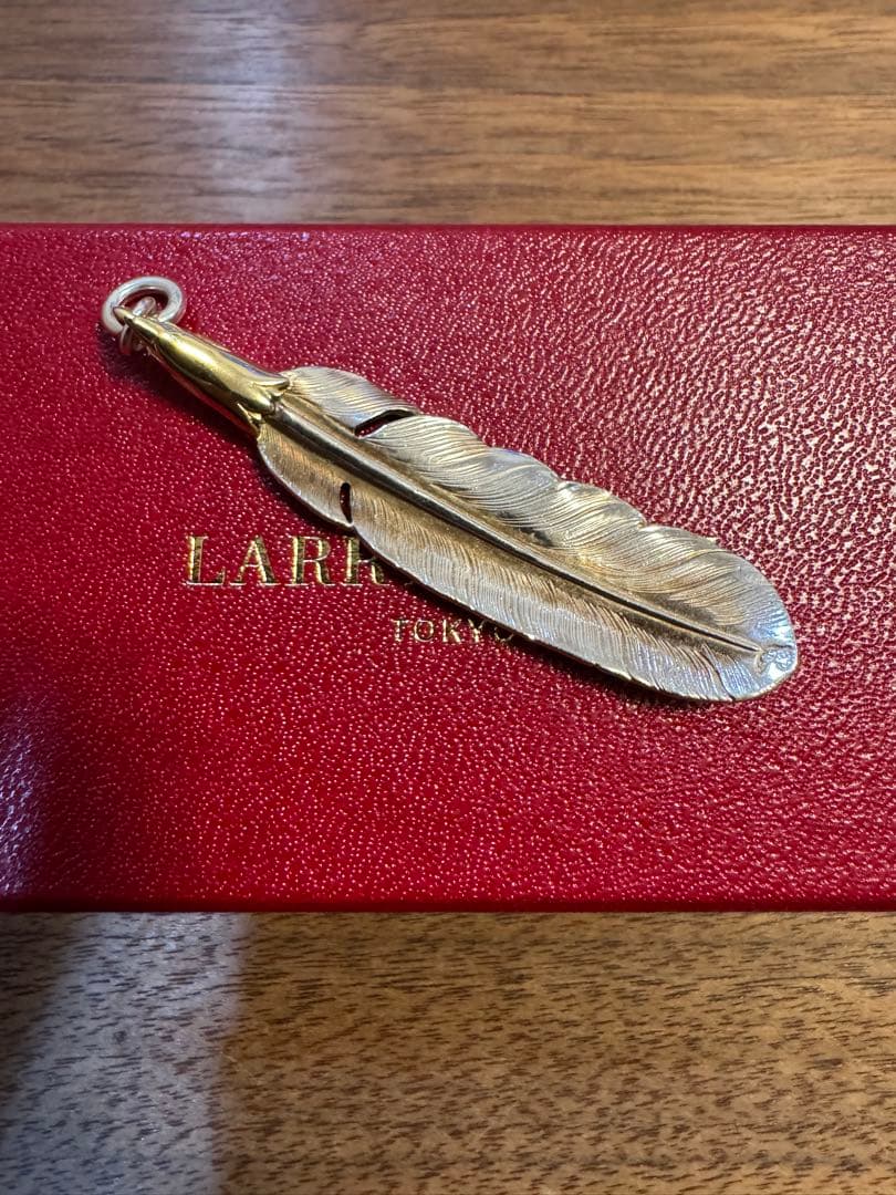 アクセサリー LARRY SMITH EAGLEHEADFEATHER 18KACCENT R
