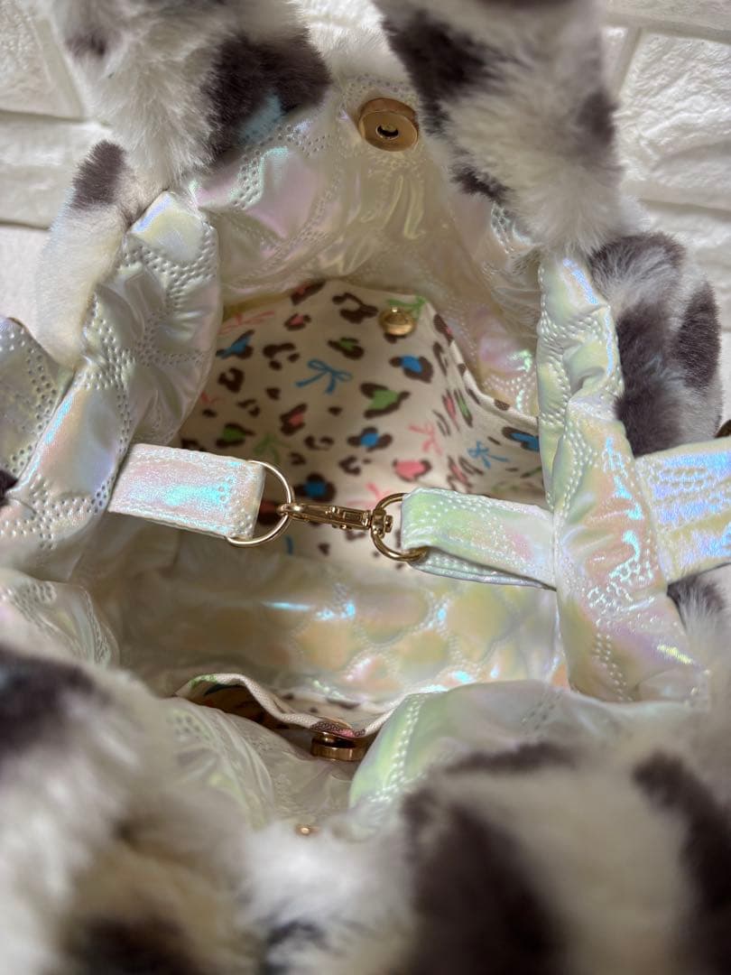 黒*こ様 コヤンイサムチョン　ハンドメイド　ファーバッグ　ハチワレねこちゃん　ヒ