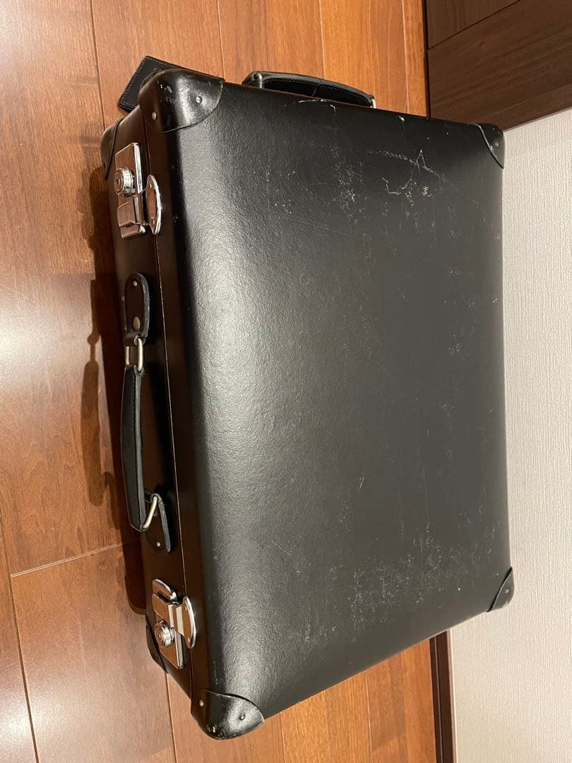 グローブトロッター キャリーケース