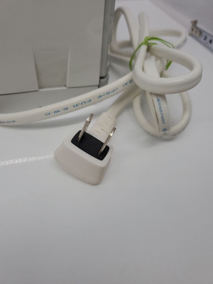 ウォールヒート　遠赤外線暖房　壁掛け型　コロナ　CHK-C126A　ヒーター