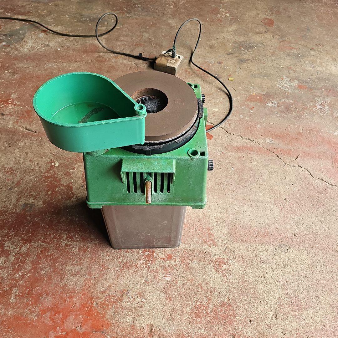 日立刃物研磨機U-100