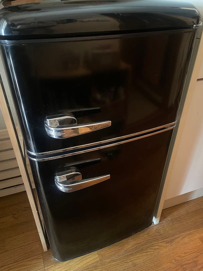 アイリスオーヤマ レトロ 冷蔵庫 送料込み