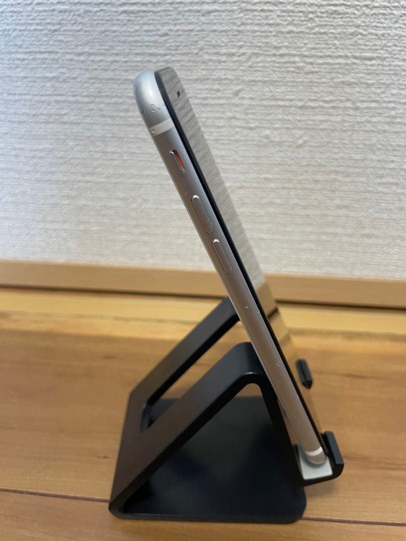 iPhone第二世代　128GB ホワイト SIMフリー