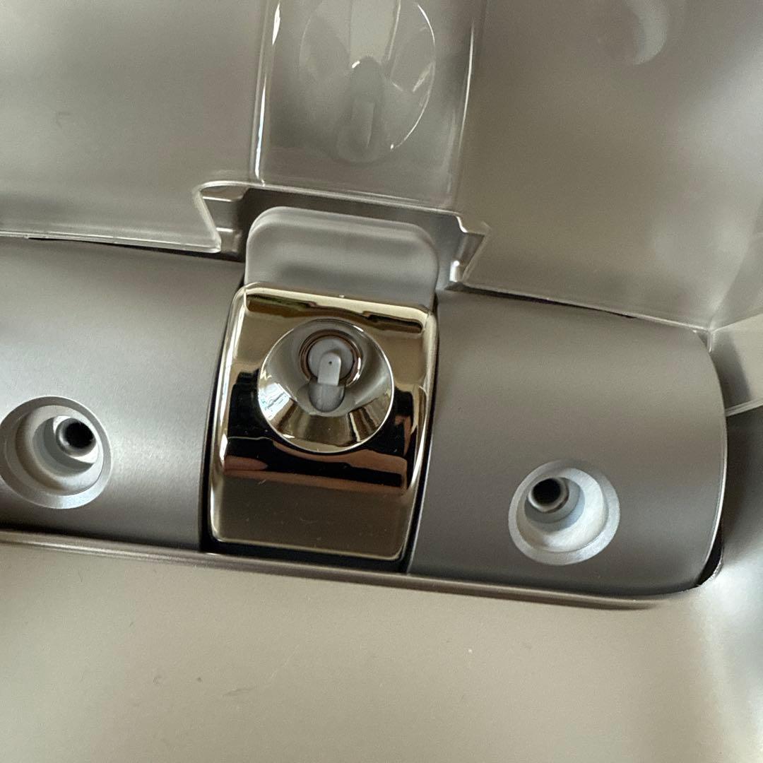 ラッキ最終値下げ！フェイススチーマー ホワイト マーブル模様