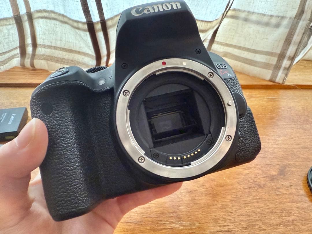 Canon EOS Kiss X9i ダブルズームキット +SDカード付