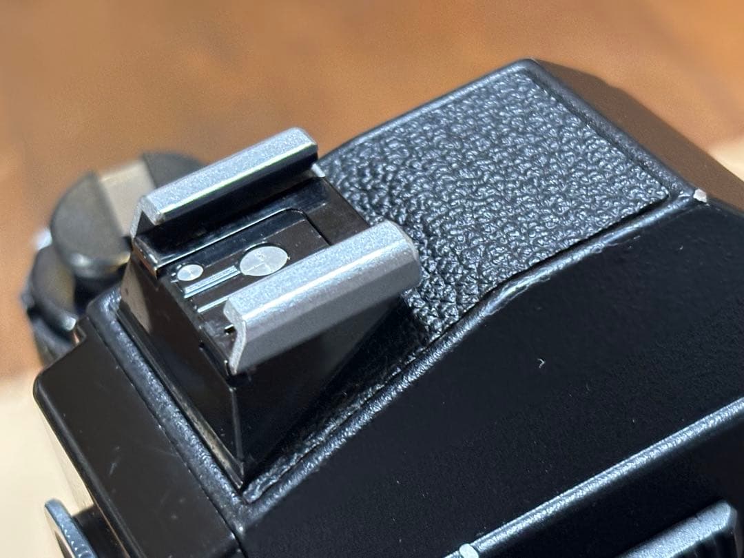 Nikon F3 P報道用カメラ、予備モードラ付き