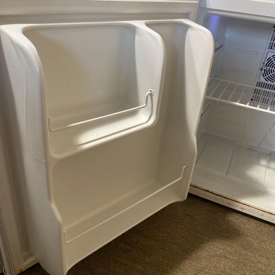 ジャンク 35リットル型小型冷蔵庫 Peltism Proシリーズ ホワイト