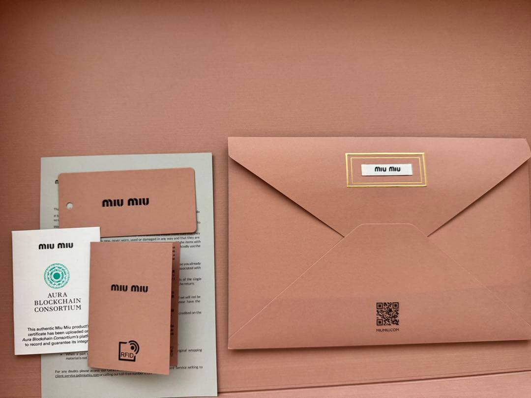 miu miu ベースボールキャップ　XL