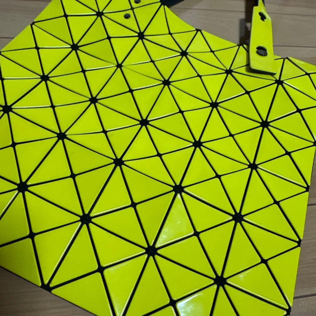 イエロー三角形パターン トートバッグ