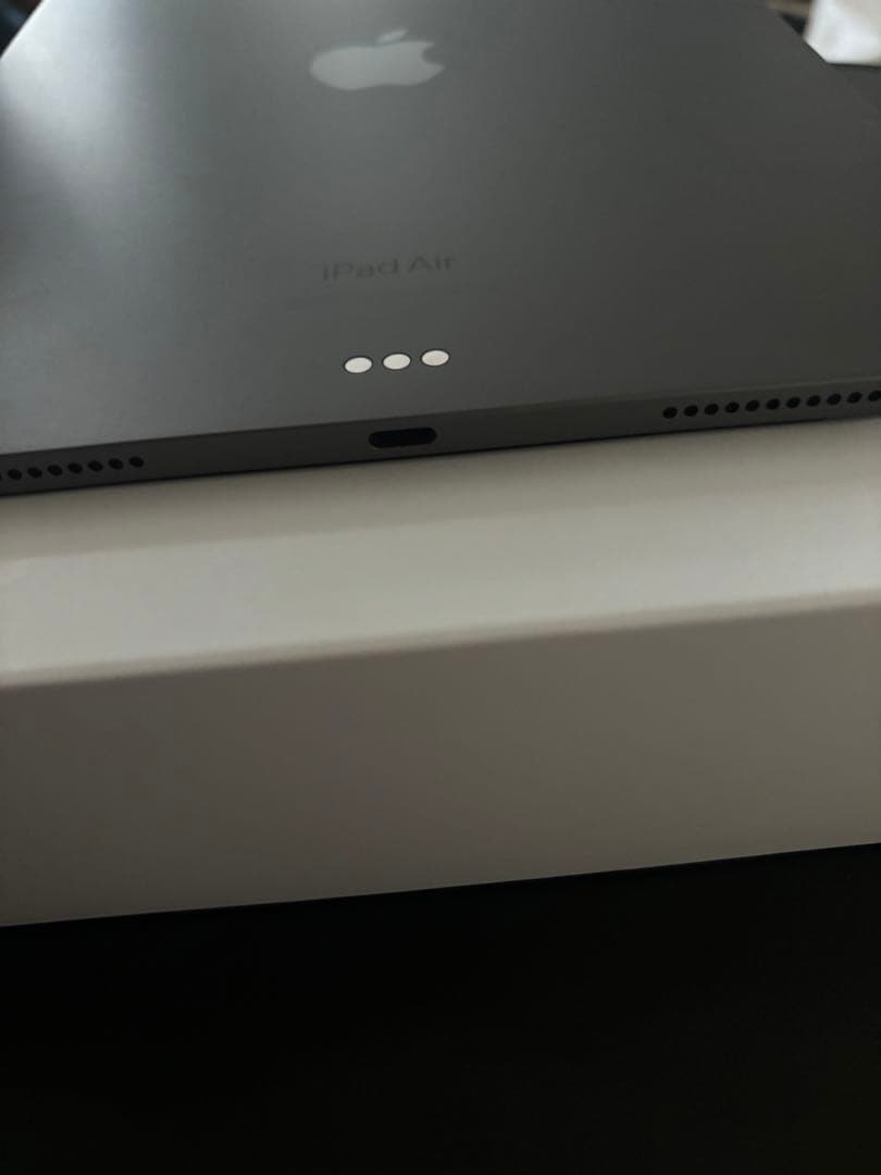 iPad Air 第5世代　11インチ　Wi-Fiモデル　64GB