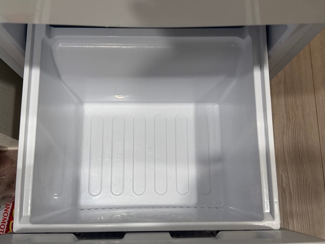 シャープ　ノンフロン冷凍冷蔵庫　SJ-D15G-W