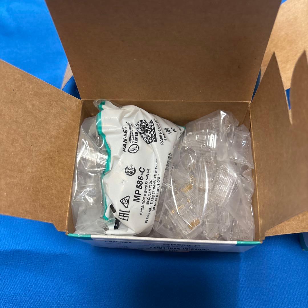 PANDUIT MP588-C モジュラープラグ（400個）4箱