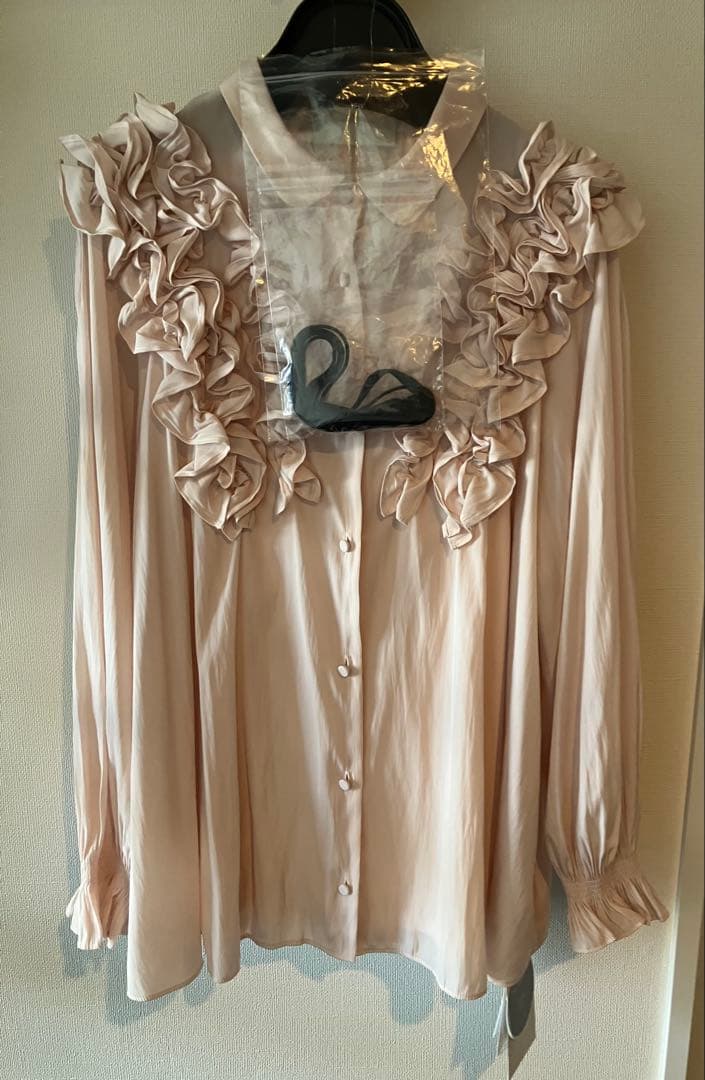 【新品未使用】CELFORD♪フリルヨークシャツカラーブラウス LPNK