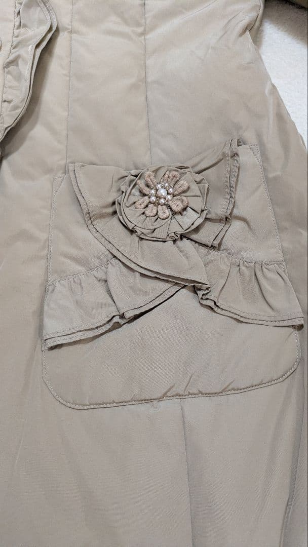 スーパービューティー　ダウンコート　ベージュサイズ42