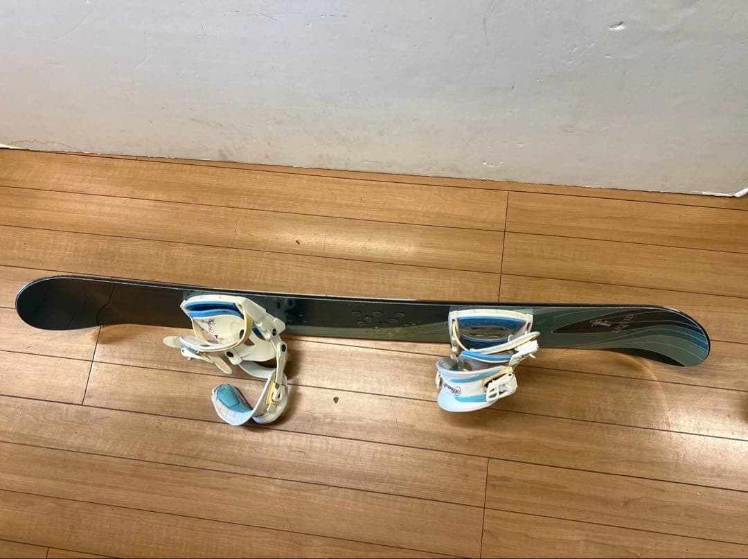 LIOUID スノーボード ビンディング ブーツセット　ケース付き　送料込み