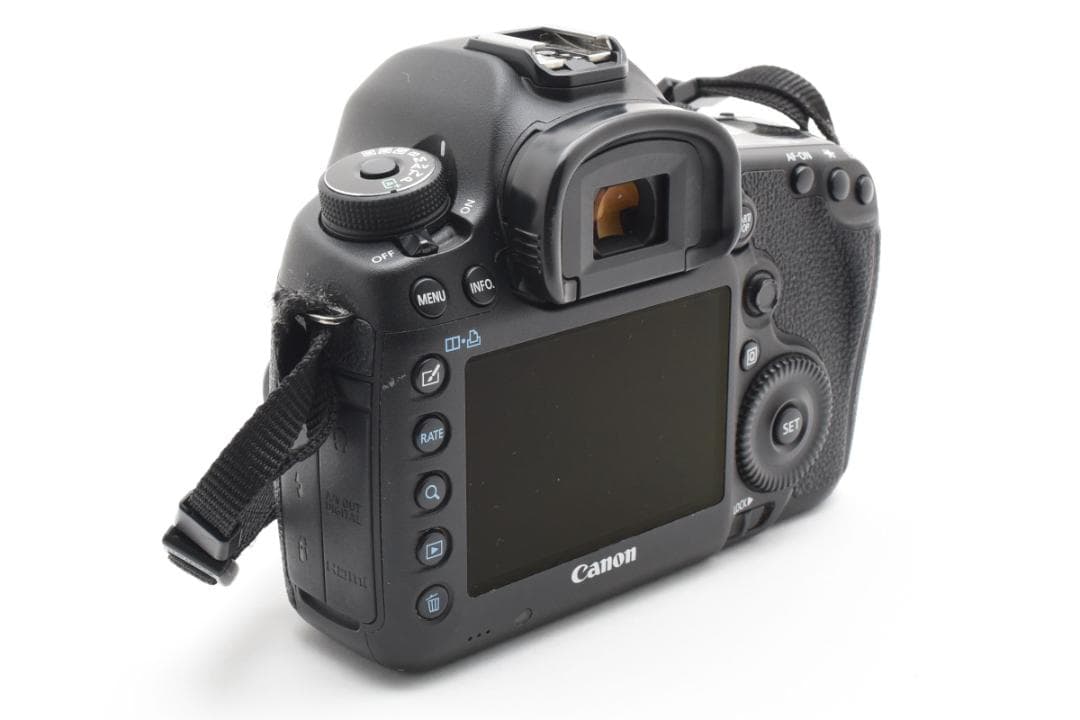 ■美品■ Canon EOS 5D Mark III デジタルカメラボディ