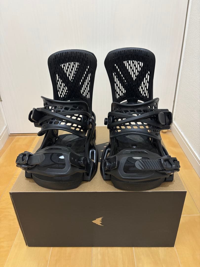 バートンGENESIS EST ブラック スノーボードビンディング Sサイズ