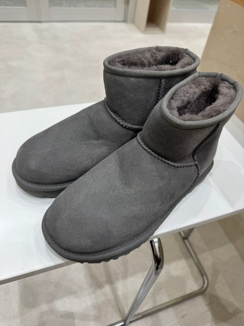 UGG CLASSIC MINI グレー