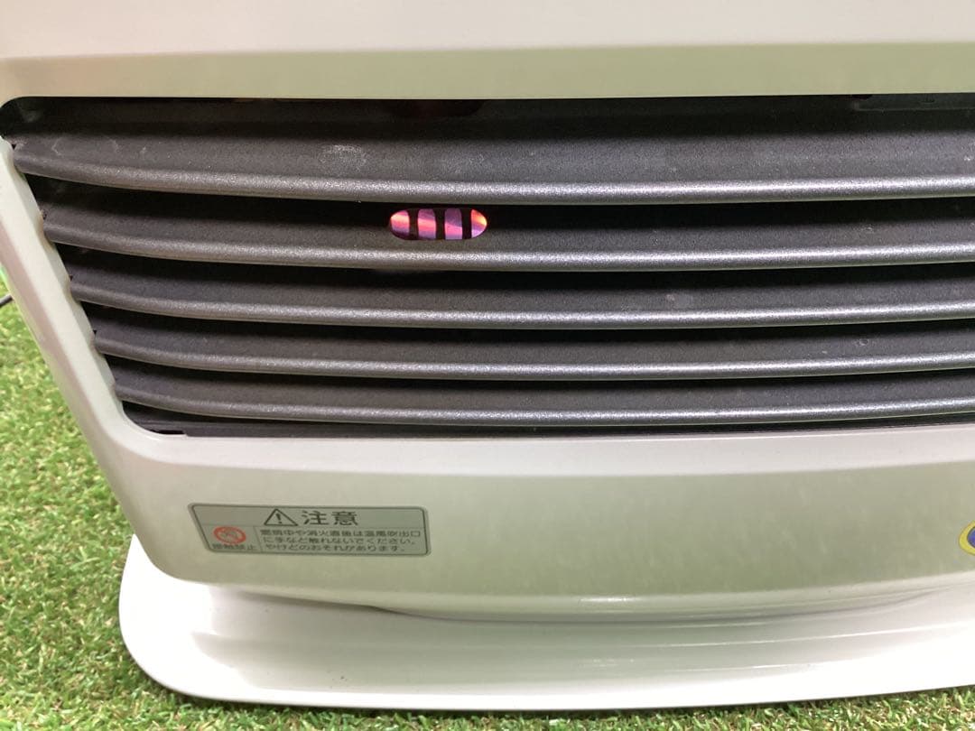 チョット大き目のファンヒーター【FKD 36NL】15年製 9.L 整備清掃済み