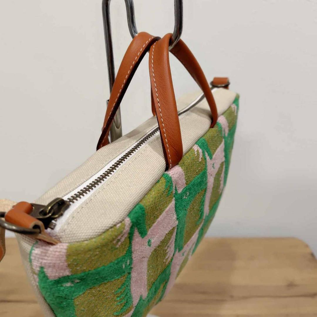 マ*ズ様 ミナペルホネン/thoroughbredサラブレットマスタード/ミニラ