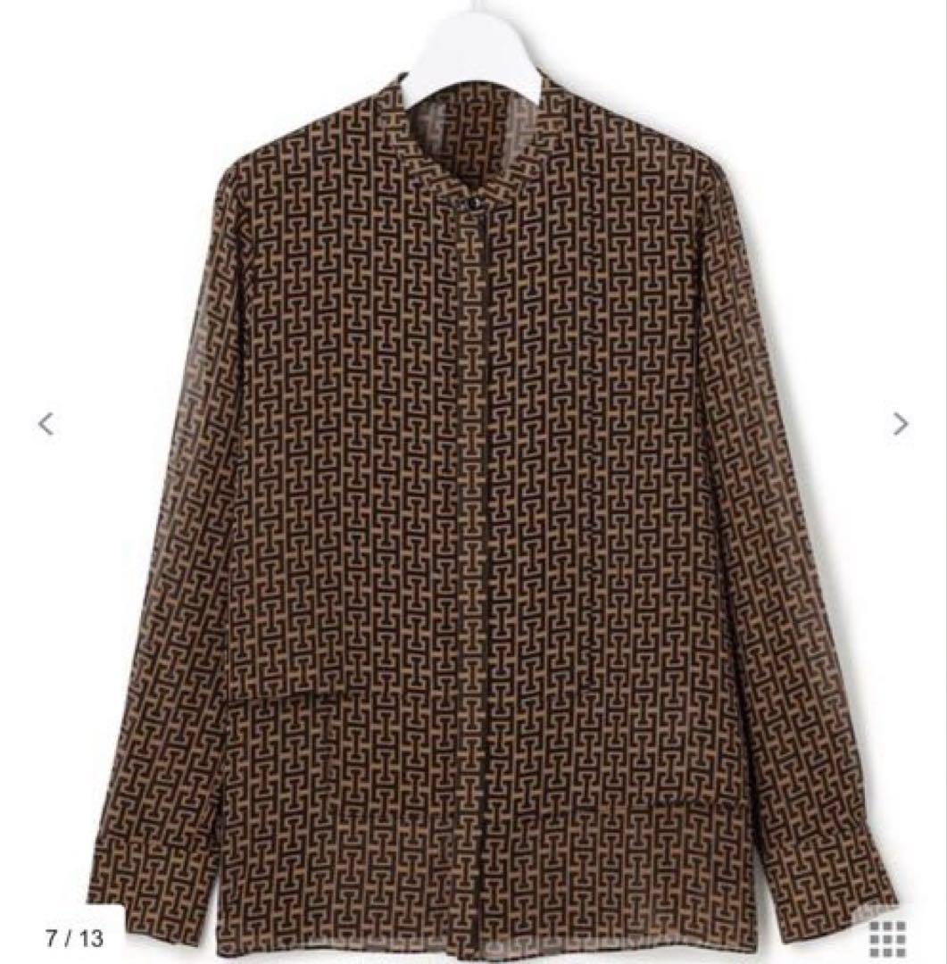 30th ANNIVERSARYモノグラムプリントシフォン バンドカラーブラウス