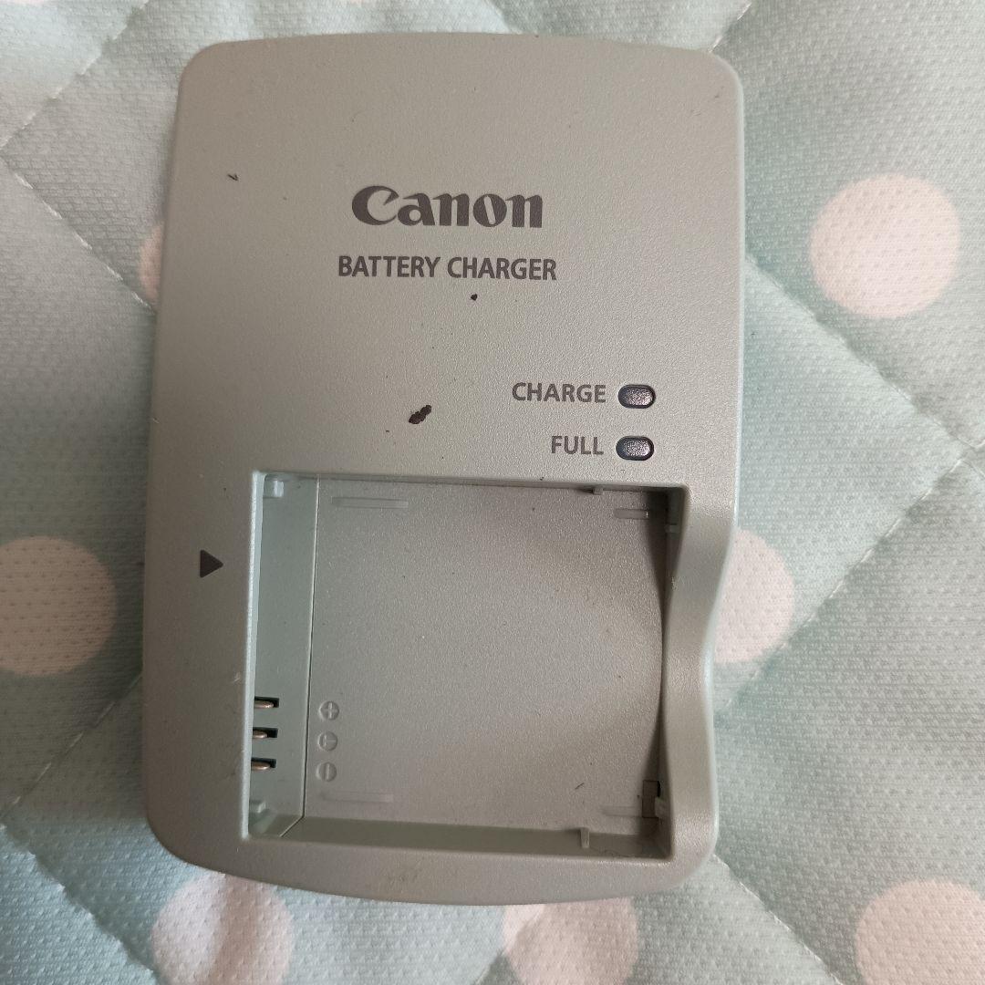 【中古】PowerShot S120。レザーのケースとストラップ付