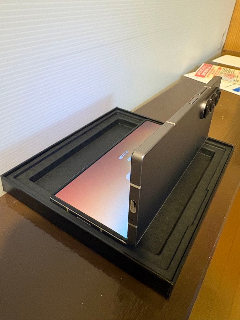 Samsung Galaxy Z Fold 6 シルバー