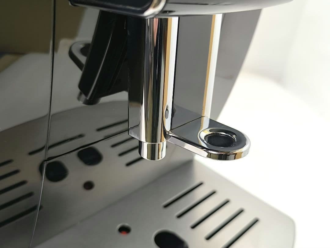 デロンギマグニフィカS コンパクト全自動コーヒーマシン ECAM23120B 6