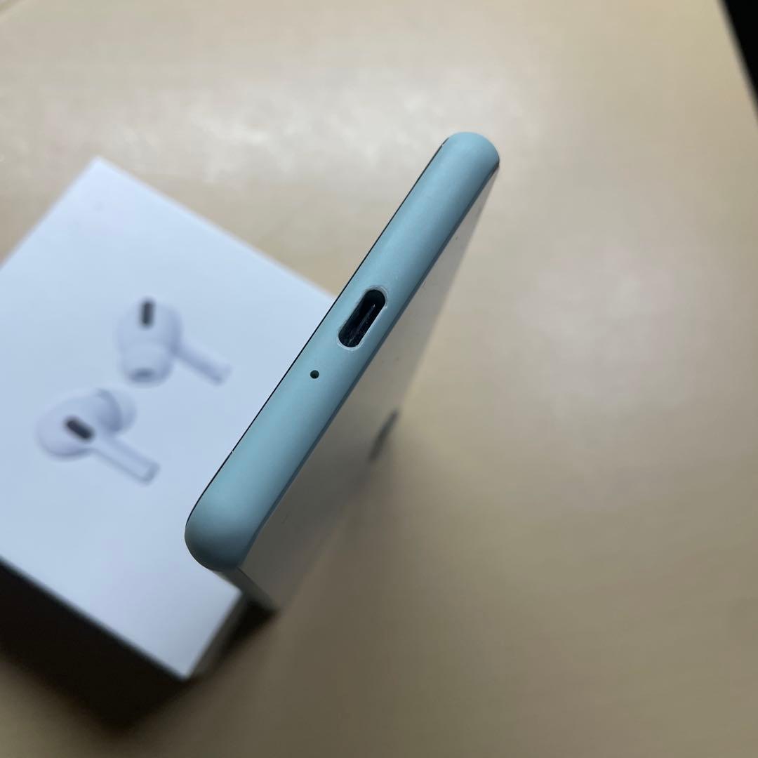 Xperia 10 II 64GB SIMフリー　SOV43 割れなし