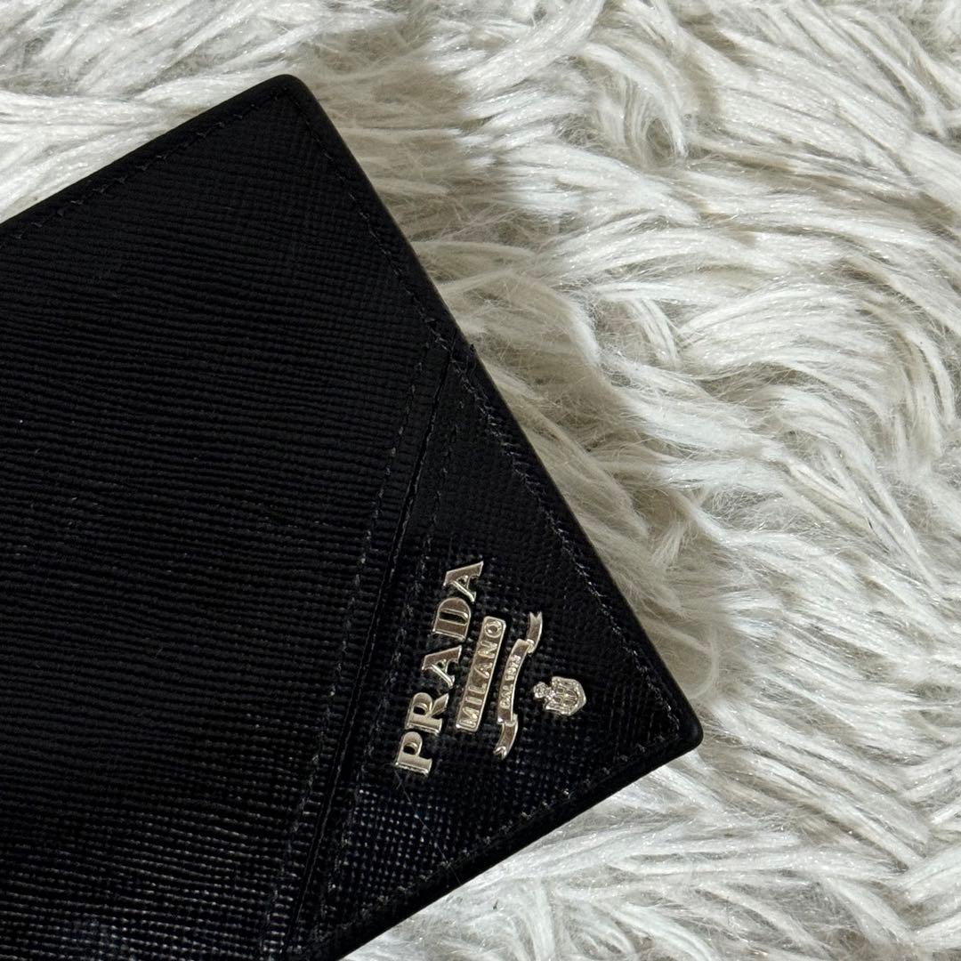 美品✨PRADA プラダ　マネークリップ 2MN077 サフィアーノ　メタルロゴ