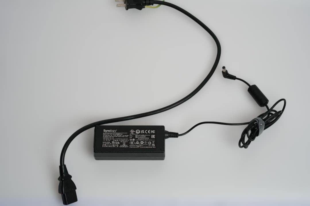 Synology NASキット 2ベイ DS223j/G 箱無し