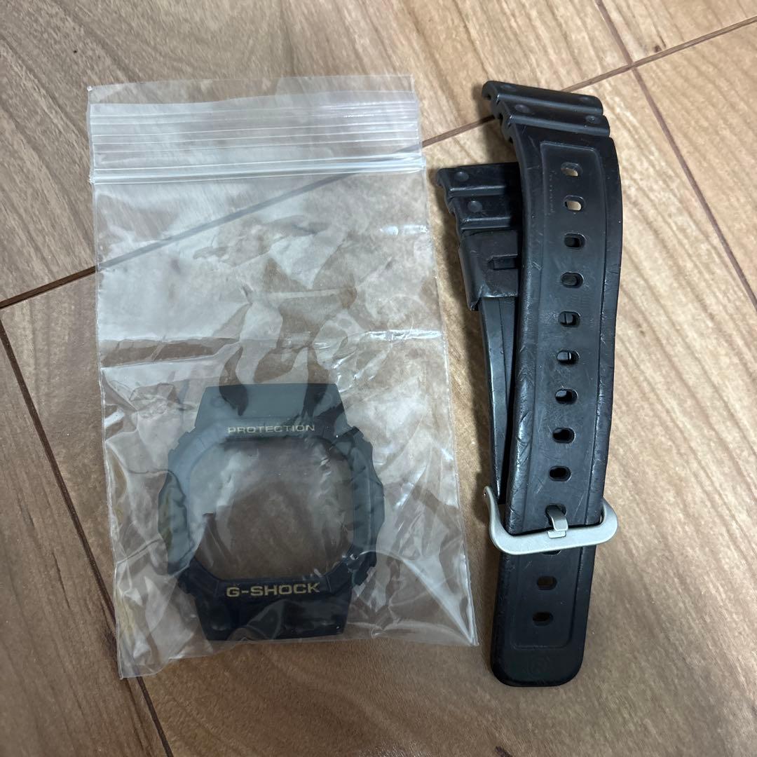 【希少】G-SHOCK x A BATHING APE DW-5600VT