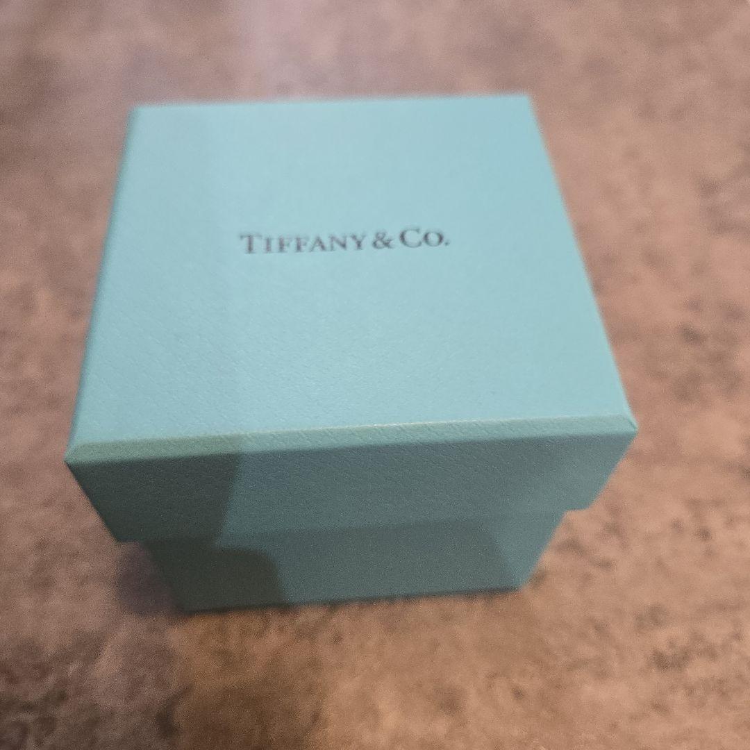 Tiffany&Co. トゥルーバンド　13号　プラチナ