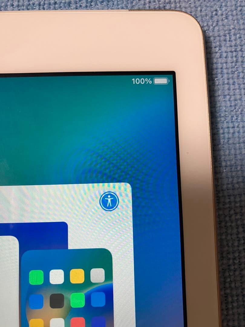 Apple iPad (第5世代) 128GB ゴールド