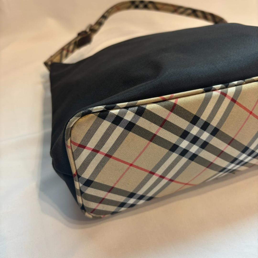 バーバリー ナイロン ハンドバッグ ノバチェック 黒 ワンショルダー