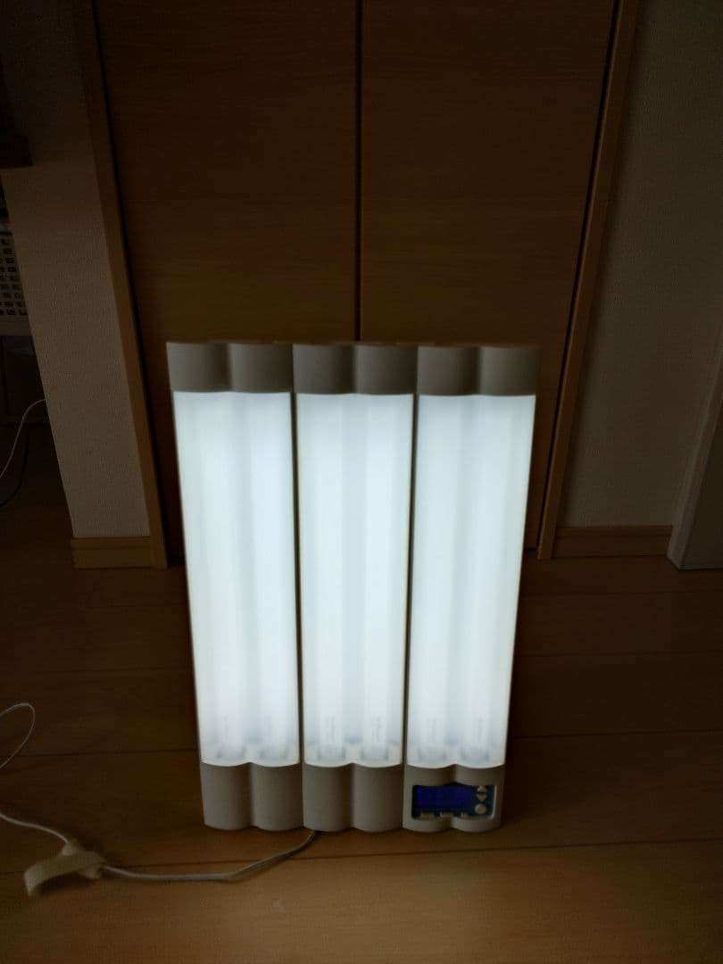 BrightLightMEプラス光療法器　セロトニン　鬱