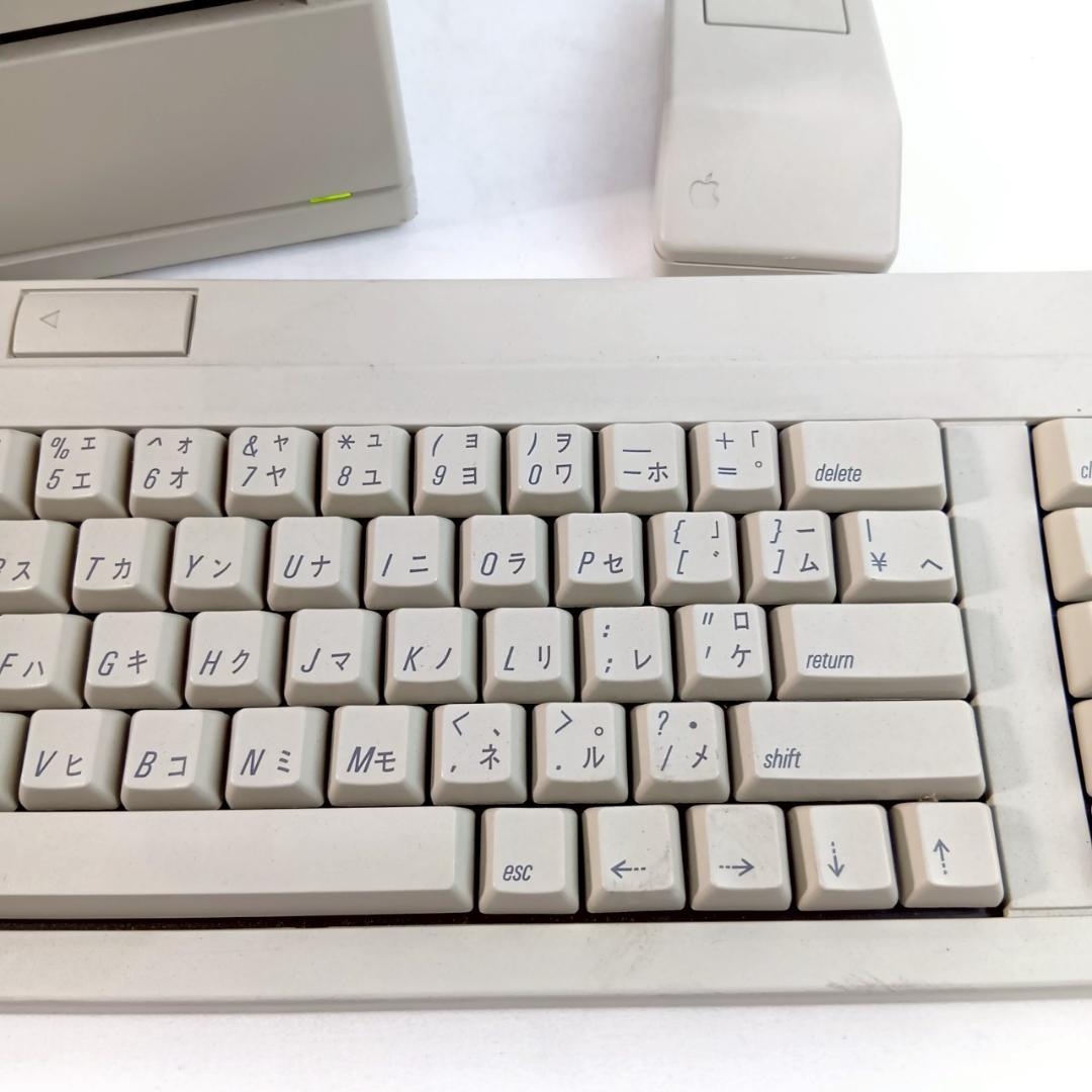 Macintosh IIfx本体＋純正キーボード＆マウスセット