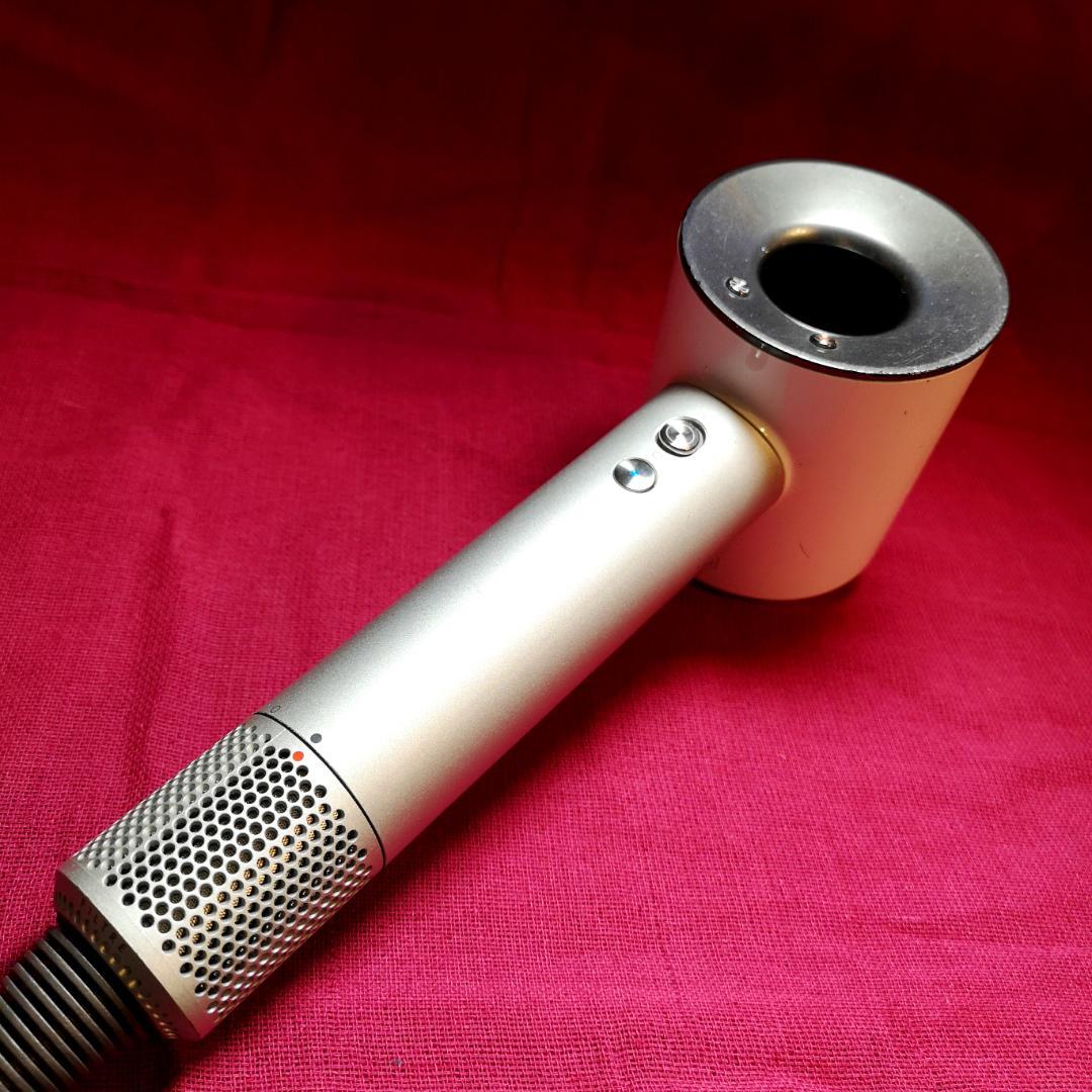 【メンテナンス済み】ダイソンドライヤーHD01 WSN　A1576