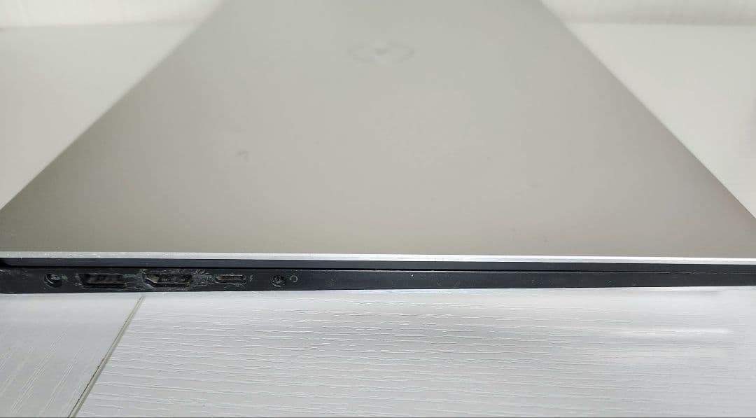 Windowsノート本体 Precision5540 Corei7-9750H 16GB Quadro