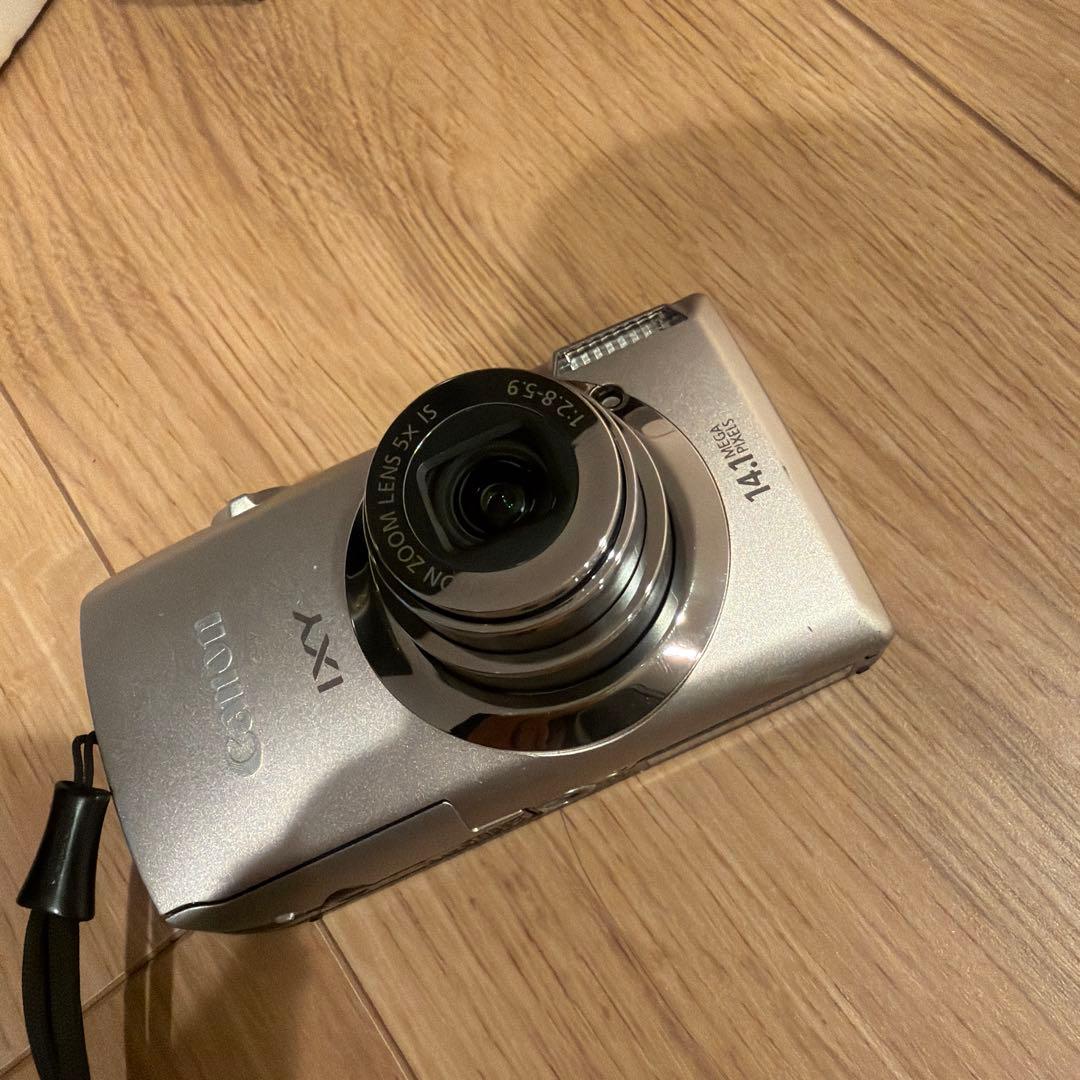 Canon コンパクトデジタルカメラ IXY 10S
