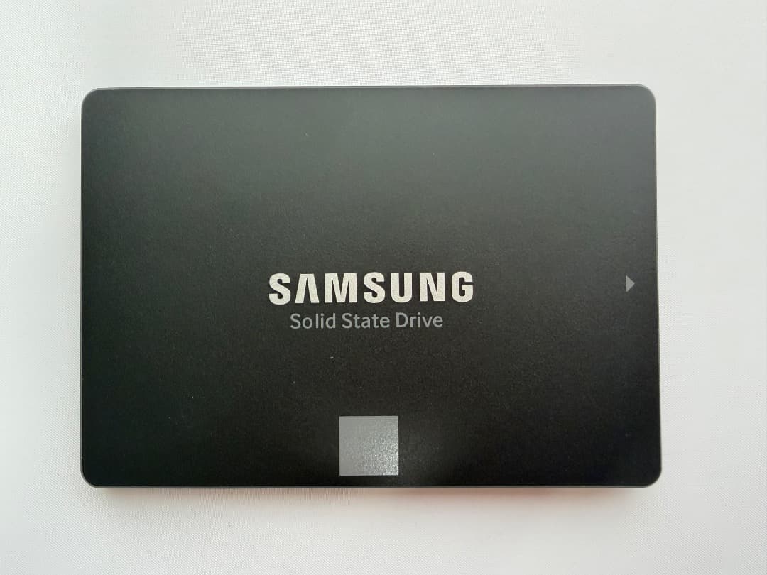 【新品同様】Samsung 870 EVO 2TB SSD