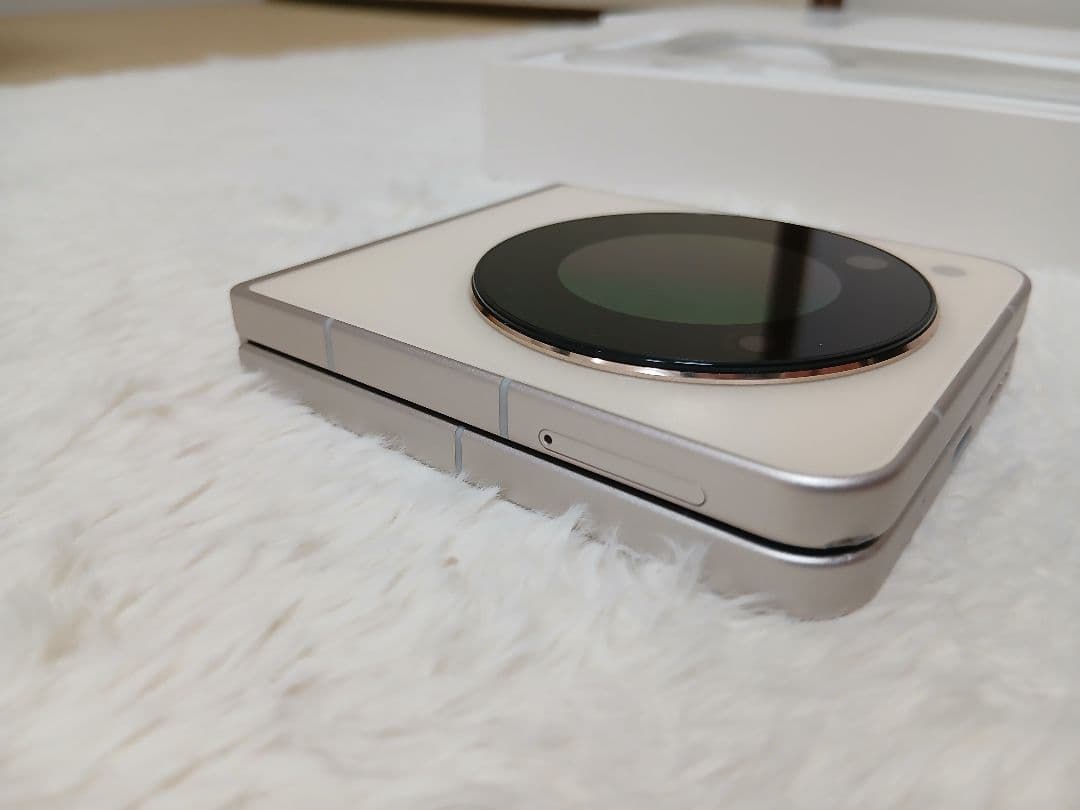 Y!mobile Libero Flip 本体