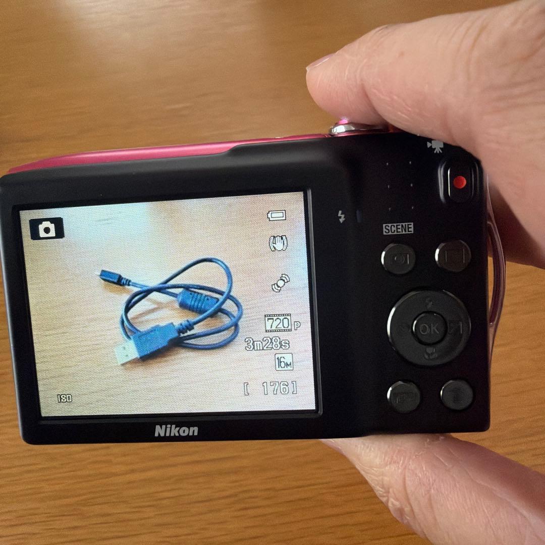 Nikon COOLPIX S3300 ピンク コンパクトデジタルカメラ　美品