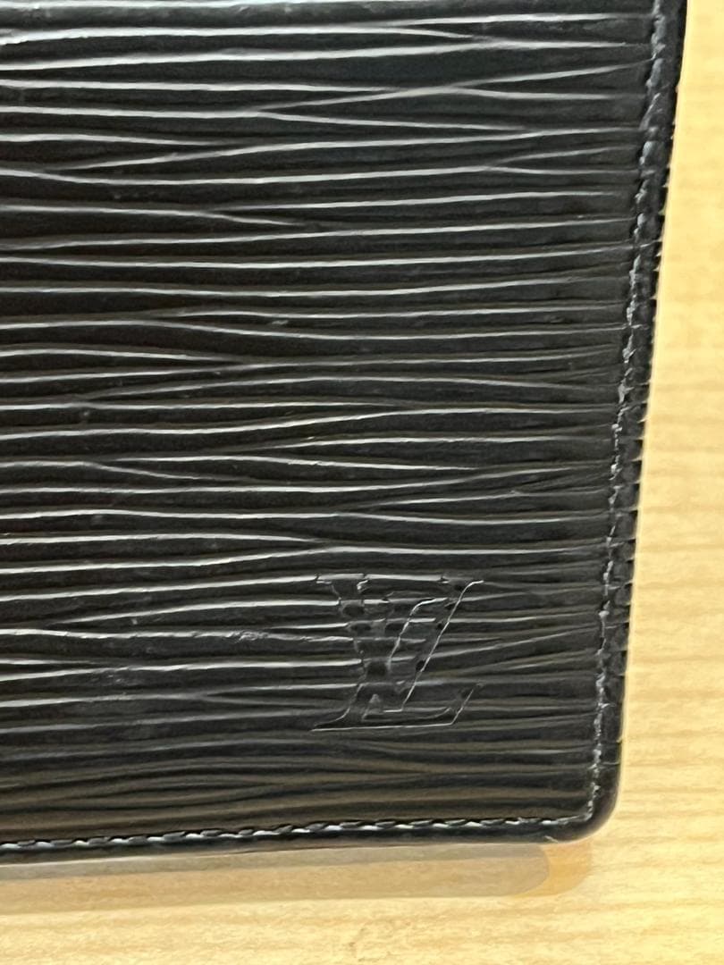 【美品】ルイヴィトン　M63692　エピ　ポルトモネ　ボワット ケース