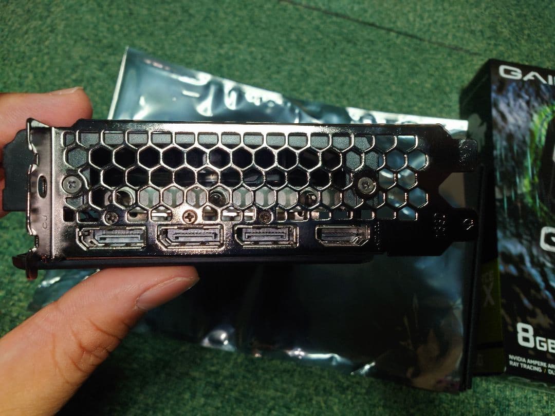 グラフィックボード・グラボ・ビデオカード GAINWARD GeForce RTX 3050 8GB