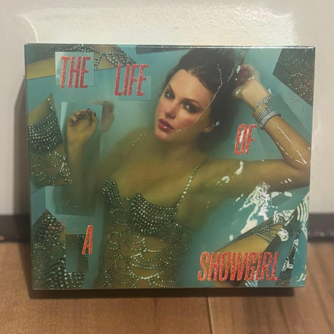 The Life of a Showgirl US 限定 Deluxe CD