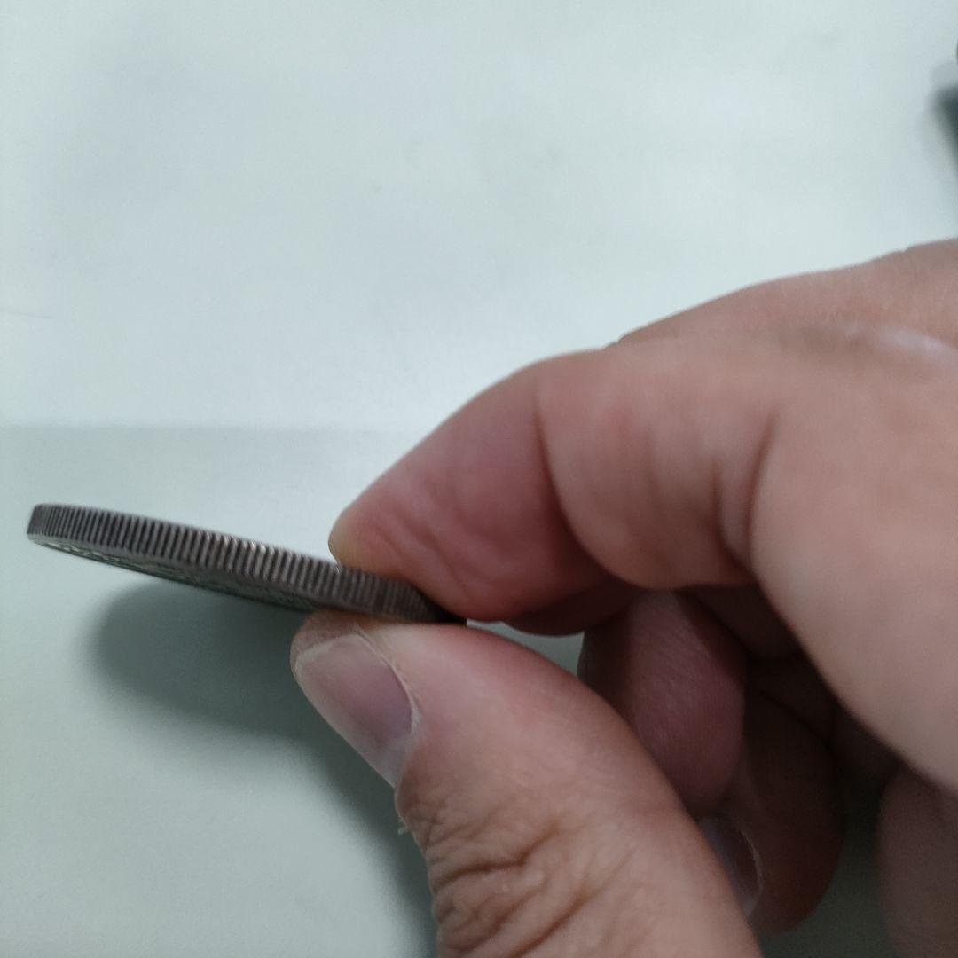 明治時代 一圓銀貨龍図　3枚　外国硬貨まとめおまけ付き