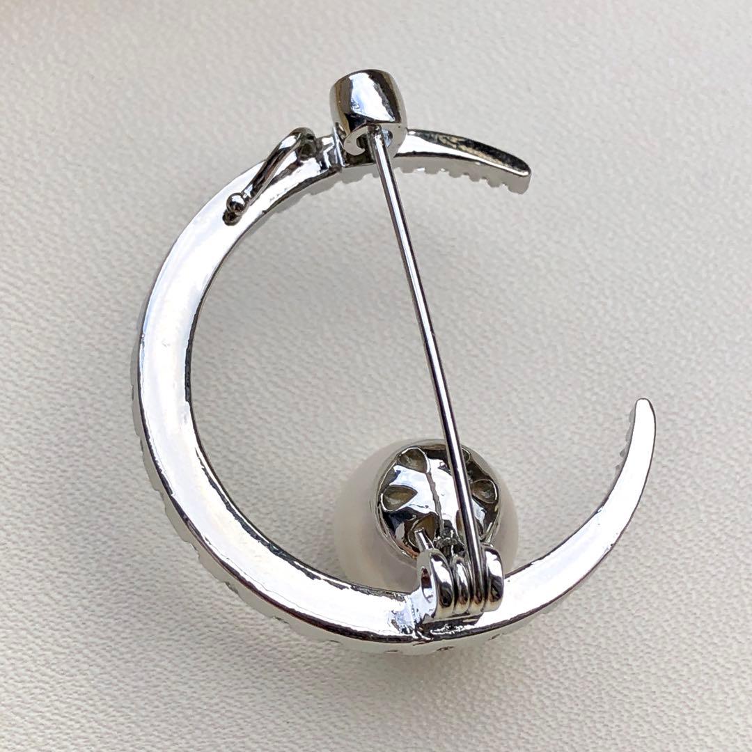 Aman様まとめ専用南洋白蝶真珠クリーム10.6㍉「三日月」ブローチBEN798