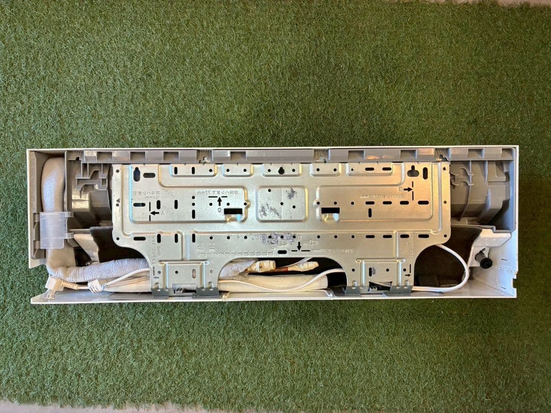 ◯2030 東芝【RAS-N221DZ (W)】2024年 6畳 エアコン 中古